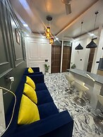 Goroomgo Omasha Residency Noida