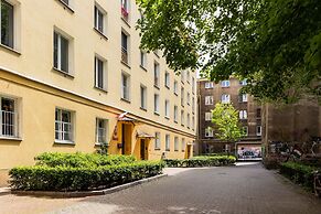 Gorskiego Warsaw City Center by Renters