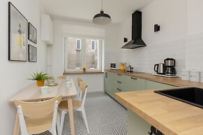 Gorskiego Warsaw City Center by Renters