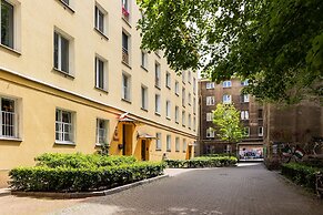 Gorskiego Warsaw City Center by Renters