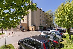 Grzegorzecka Apartment Cracow by Renters