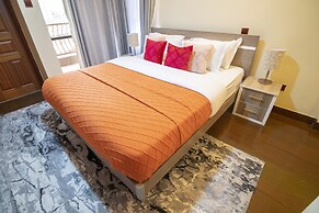 Border Point Westlands View Palace Apart