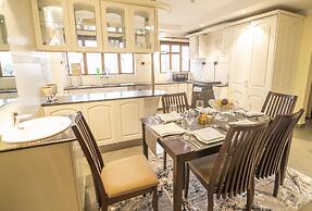 Border Point Westlands View Palace Apart