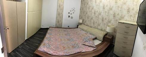 2 Bed Flat - Sleeps 7 - Pets - Pool - Parking