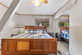 Mescalero Flagstaff 2 Bedroom Cabin by RedAwning