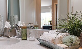 Queen Creek #151 Chandler 2 Bedroom Condo by RedAwning