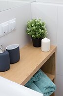 Comfy Studio Chodkiewicza by Renters