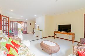 GB09 Ótima Casa 6 Quartos a 50m da Praia