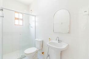 GB09 Ótima Casa 6 Quartos a 50m da Praia