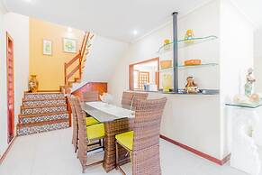 GB09 Ótima Casa 6 Quartos a 50m da Praia