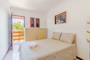 GB09 Ótima Casa 6 Quartos a 50m da Praia