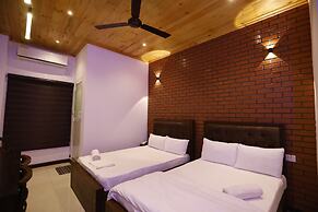 J Hotel