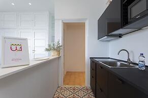 A Few Steps From the Sea by Wonderful Italy