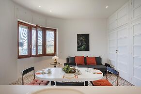 A Few Steps From the Sea by Wonderful Italy