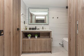 Ocean View Luxury Condo