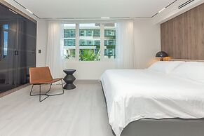 Ocean View Luxury Condo