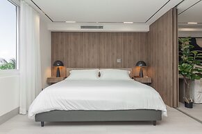 Ocean View Luxury Condo