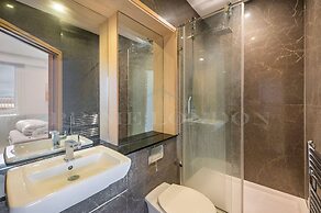 Still Life Euston Deluxe