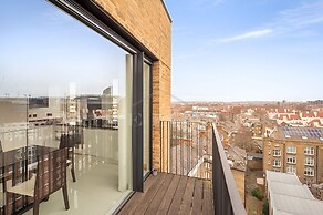 Still Life Euston Deluxe