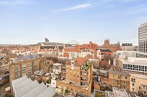 Still Life Euston Deluxe