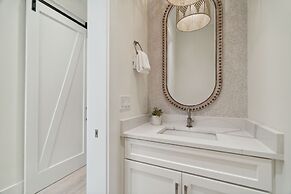 30A Beach House - Harlies House by PHG