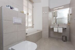 Klarisa Palace Rooms