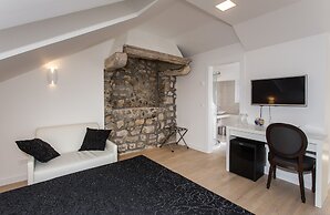 Klarisa Palace Rooms