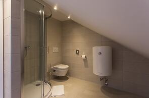 Klarisa Palace Rooms