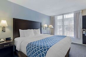 Suburban Studios Verona - Staunton North