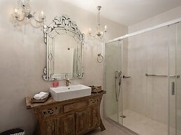 Venetian Palace Chania