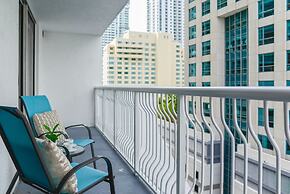 Great Condo at Brickell FreeParking Pool