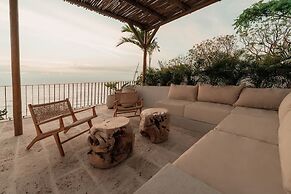 Makani Luxury Wanderlust