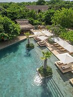 Makani Luxury Wanderlust