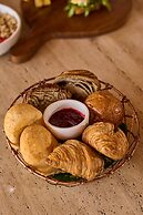 Makani Luxury Wanderlust