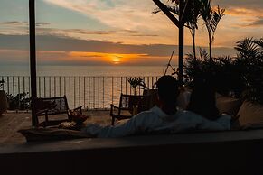 Makani Luxury Wanderlust