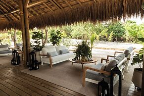 Makani Luxury Wanderlust