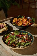 Makani Luxury Wanderlust