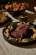 Makani Luxury Wanderlust