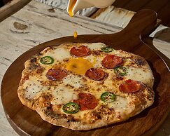 Makani Luxury Wanderlust