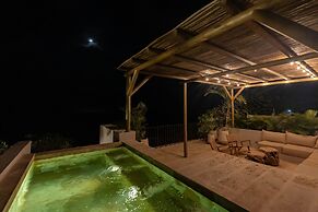 Makani Luxury Wanderlust