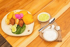 Makani Luxury Wanderlust