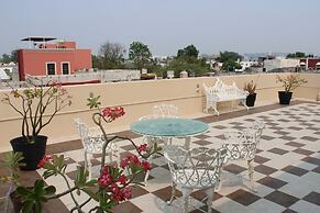 Hotel Guaranducha Inn