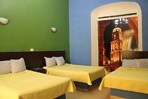 Hotel Guaranducha Inn