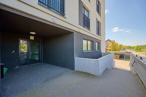 Opoczynska Apartment by Renters