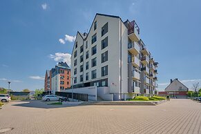 Opoczynska Apartment by Renters
