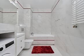 Opoczynska Apartment by Renters