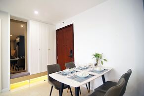 Luxury Apartment Dcapital Tran Duy Hung