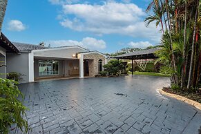 6Room Corner Bungalow PJ Garden Wedding