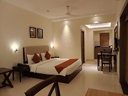 Golden Landmark Green Valley Beach Resort