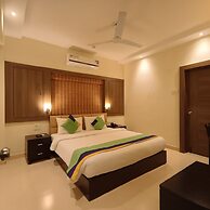 Golden Landmark Green Valley Beach Resort